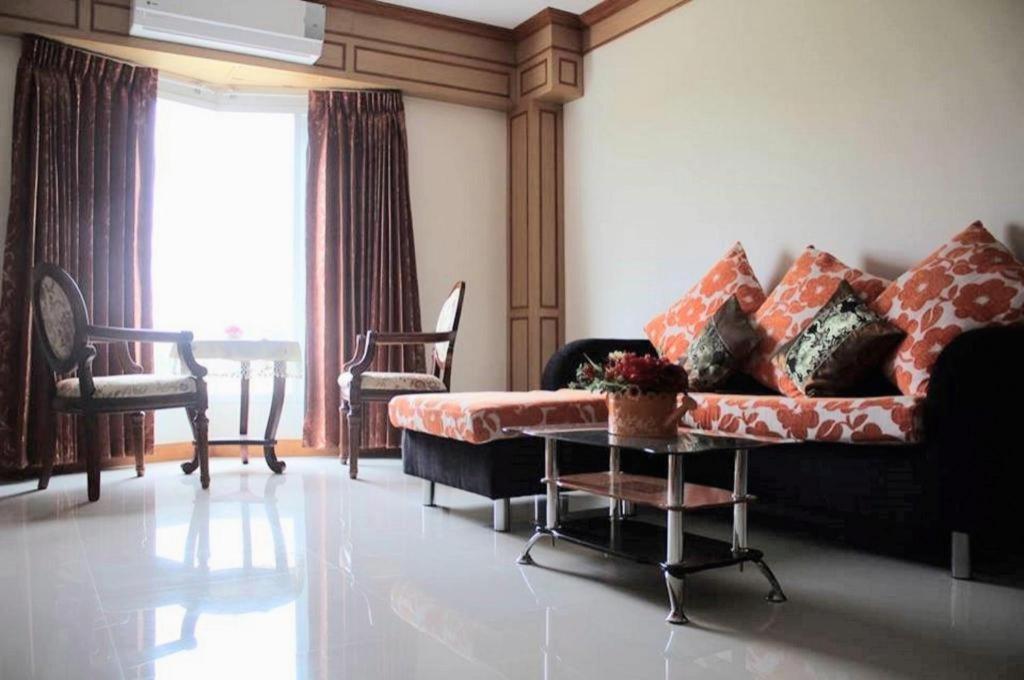 Siamtara Palace Hotel Maha Sarakham Eksteriør bilde