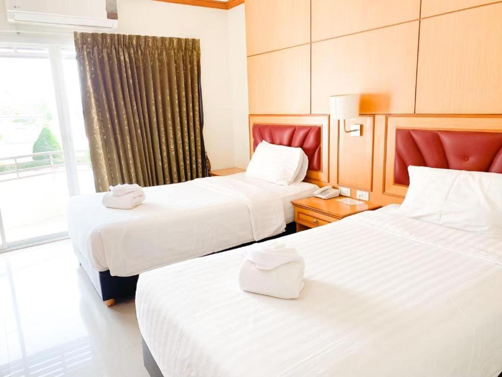 Siamtara Palace Hotel Maha Sarakham Eksteriør bilde